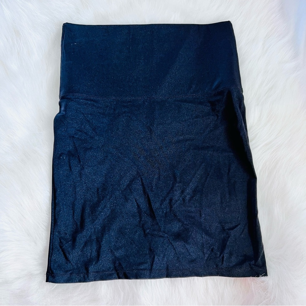 Marilyn Monroe Intimates Black Seamless Shapewear Half Slip Size 1X